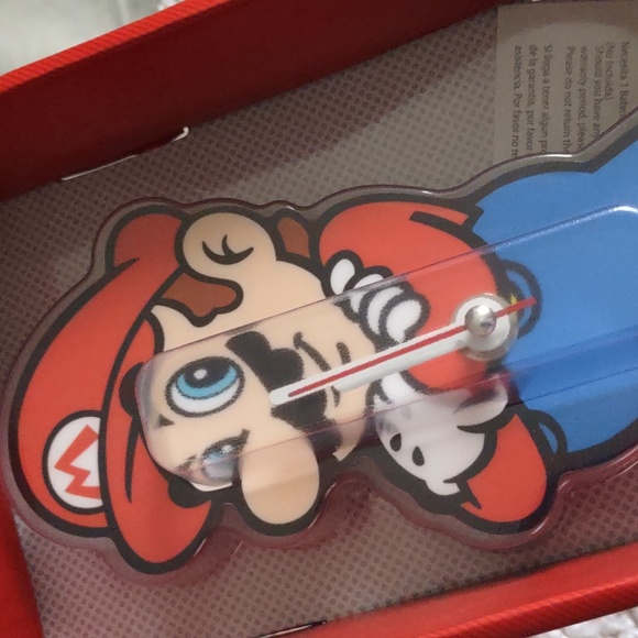 Super Mario Tabletop Clock - Picture 9 of 9